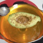 AGUACATE, CANELA & MIEL